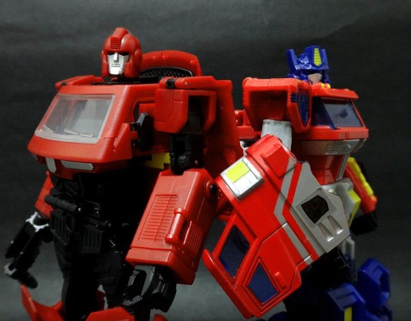 In Hand Images IGear Toys  PP05W Weapon Specialist   Ultimate NOT Ironhide Figure Arrives  (4 of 17)